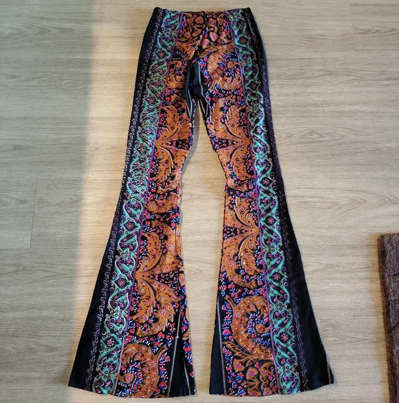 NWT Cleobella Bohi Paisley Print Bell Bottom Pants Small